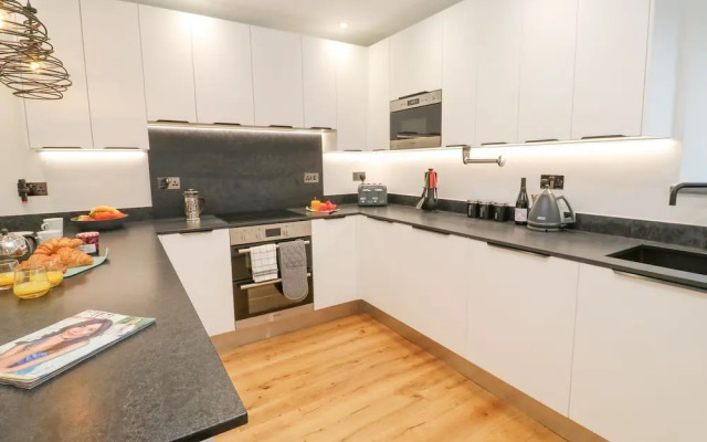 2 Salubrious Terrace