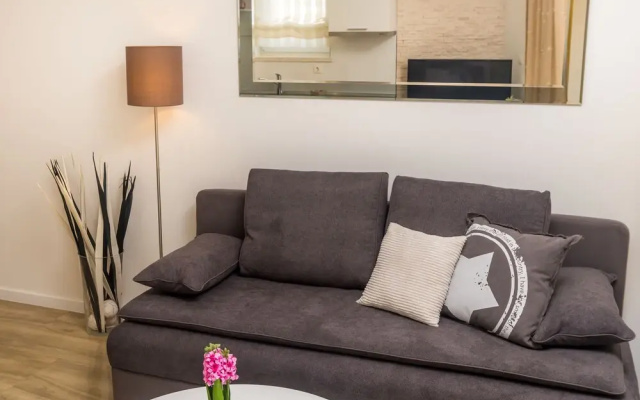 Apartments & Rooms Danivan Pool Villas