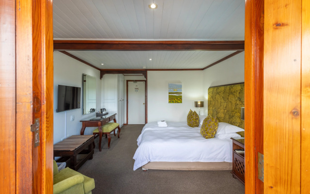 Knysna Log-Inn Hotel