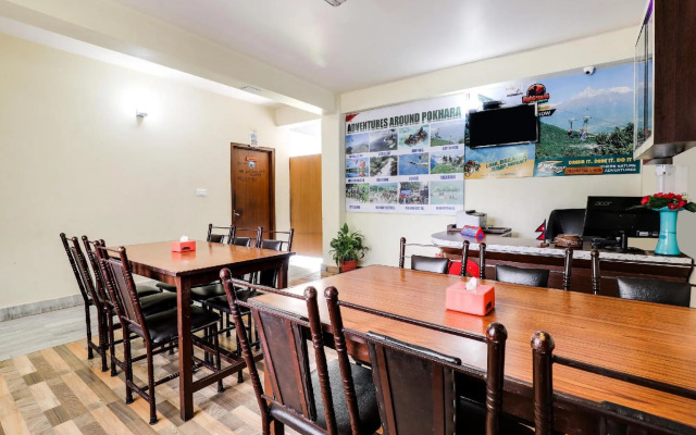 Hotel The Lake by OYO Rooms