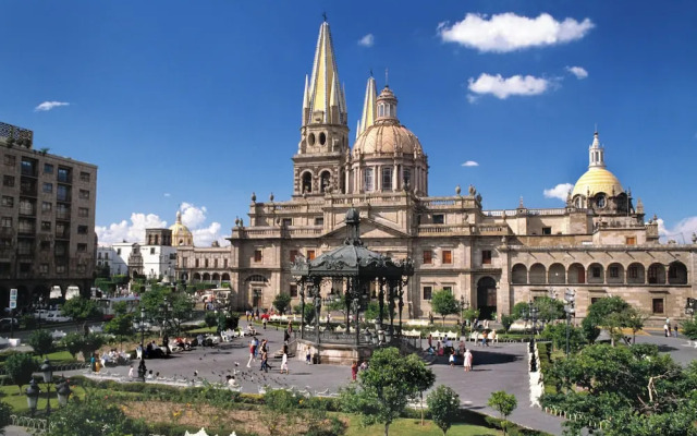 avid hotel Guadalajara Aeropuerto Norte by IHG