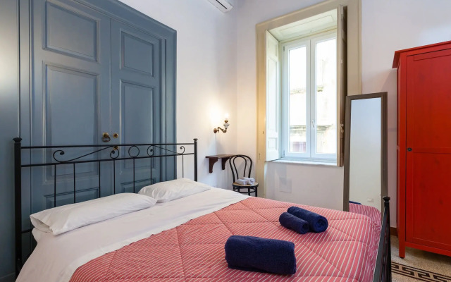 Don Pedro Rooms Vicerè di Toledo in the city center