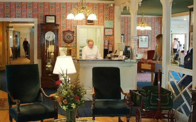 Stafford's Bay View Inn