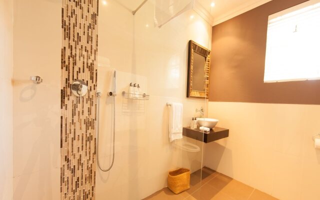 Sea Five Boutique Hotel