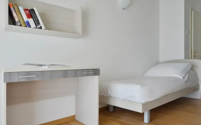 Polpenazze Halldis Apartments