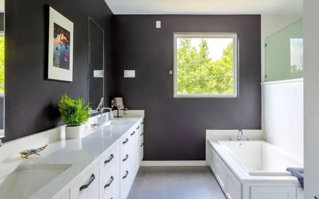 Eastside House Supreme6 Min Drive to Downtown