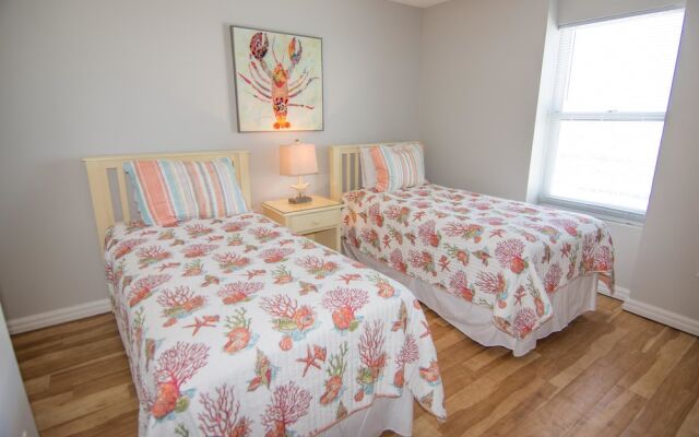 Pelican Beach Resort by Panhandle Getaways