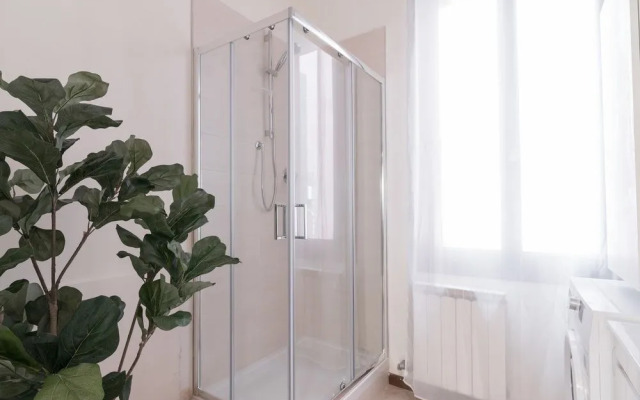 Santi Apostoli Venice Apartment