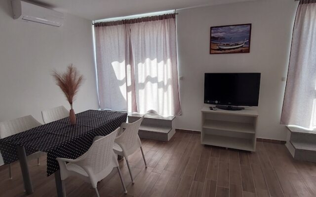 S1-spacious Studio With the sea View & use of Pool
