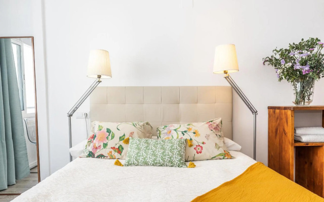 BNBHolder Cosy I SEVILLA CATHEDRAL