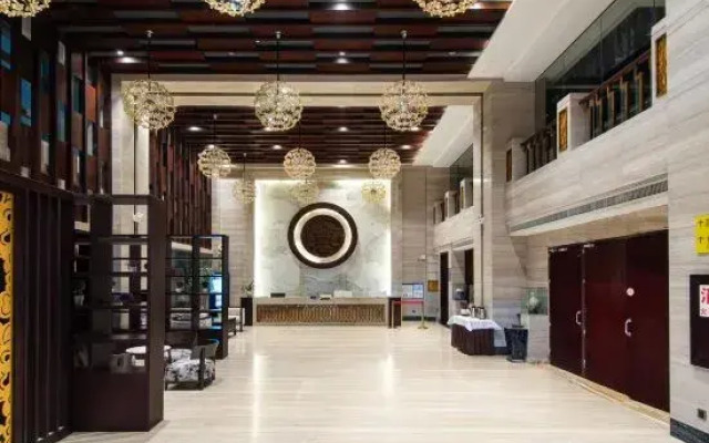 Xiyuan Jinrun Hotel (Longli)