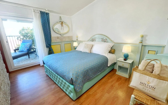 Milton Boutique Hotel