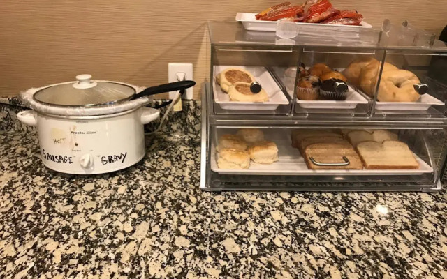 Heartland Inn and Suites