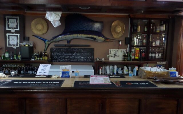 Sailfish Bay Surf & Big Game Fishing Lodge