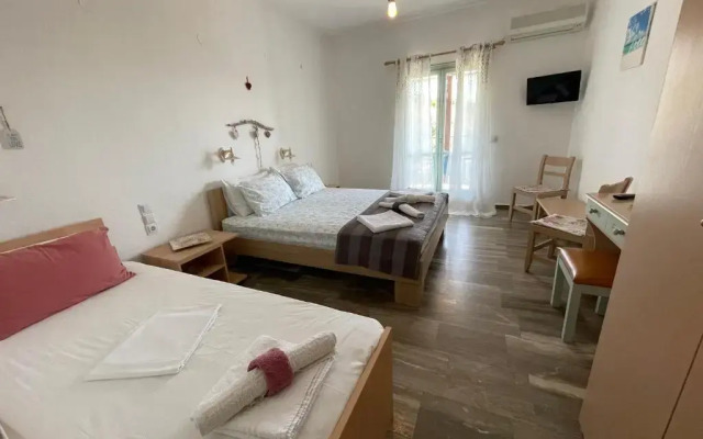 Skiathos Country Studios,Travel10gr