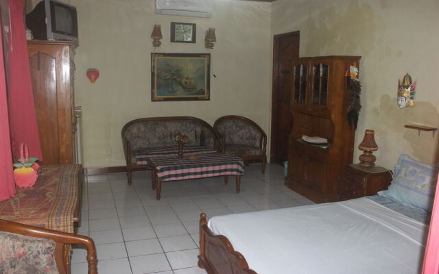 Dwi Utama Bungalow
