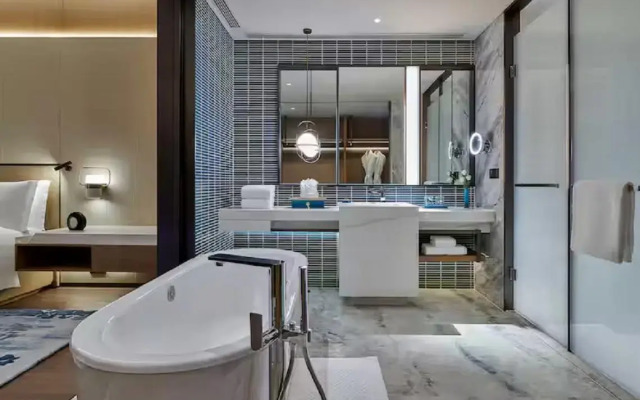 Chongqing Lijia Weilai Hotel, Curio Collection by Hilton