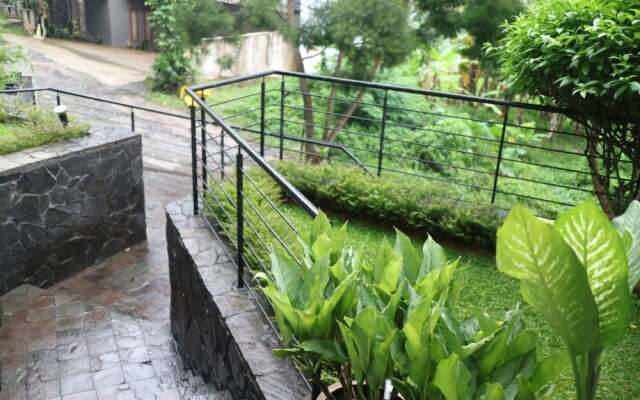 Villa Babeh Dago Pakar