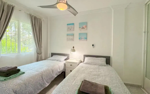 Hawaii 1st floor Burriana, Nerja