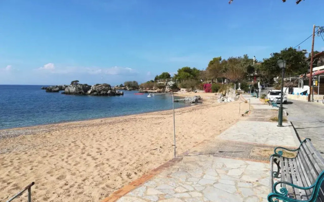 Stoupa's Paradise