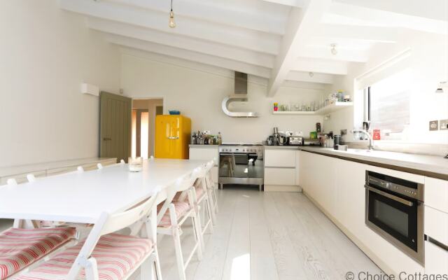 THE Cabin Croyde 4 Bedrooms