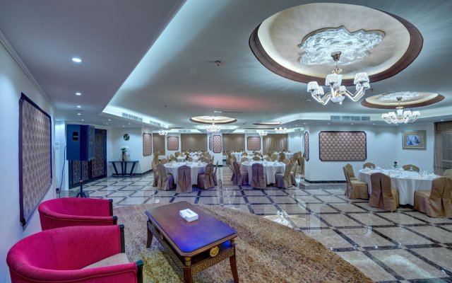 Aryana Hotel