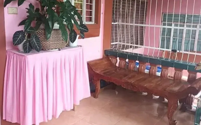 Albert'S Transient House