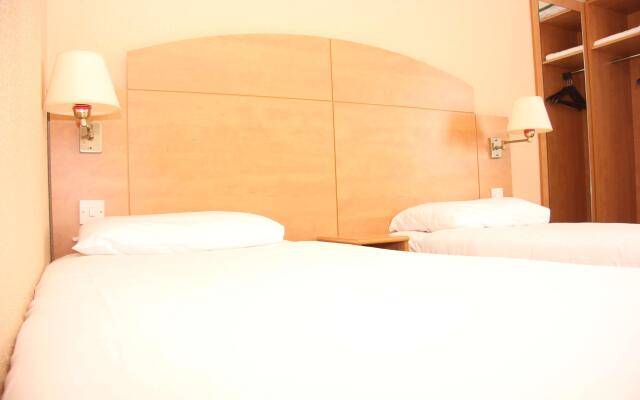 Campanile Milton Keynes - Fenny Stratford