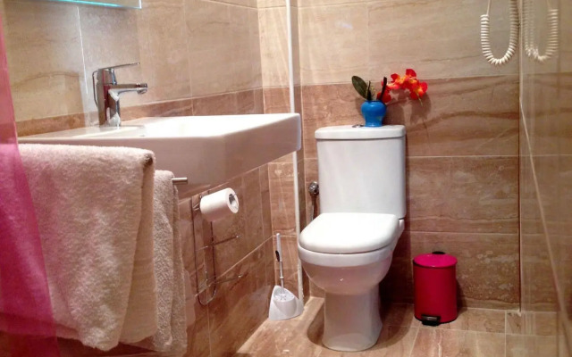 Lee's House Bed & Breakfast Sliema