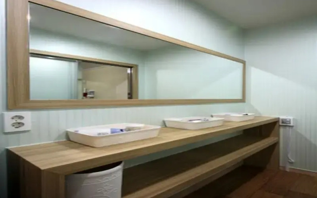 Guesthouse Korea Busan Station