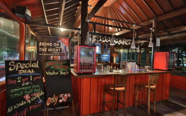Club Bali Family Suites @Legian Beach