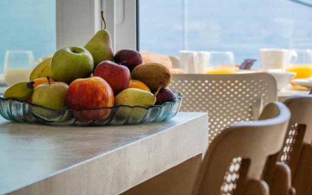 Sfakia Seaside luxury Suites