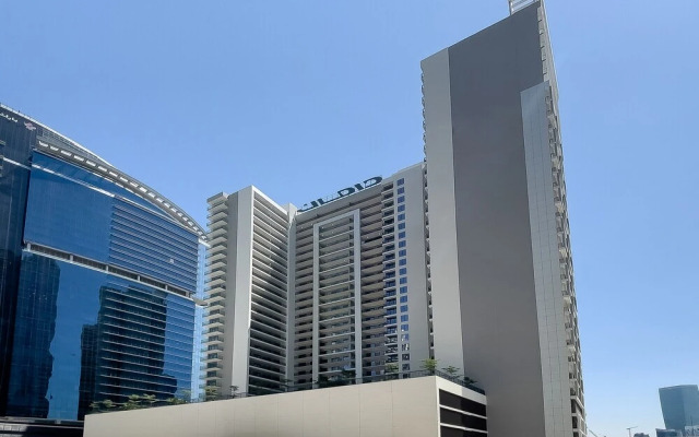 Zada Tower 1Br With Dubai Canal View