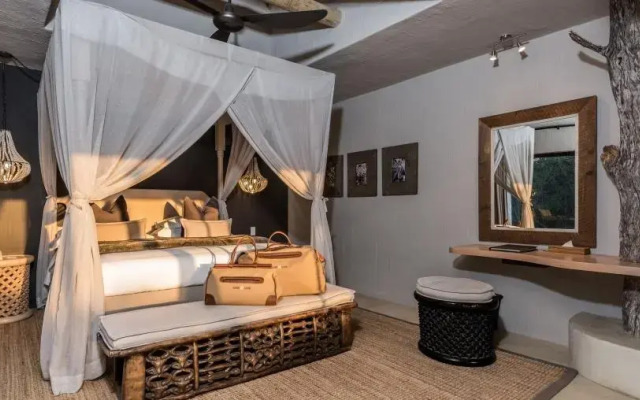 Sabi Sabi Bush Lodge