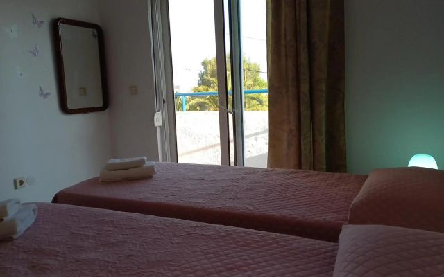 Petasos Apartments