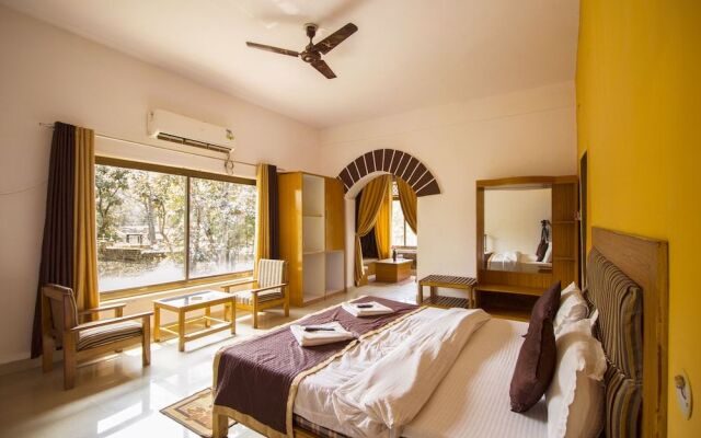 Jungle King Resort