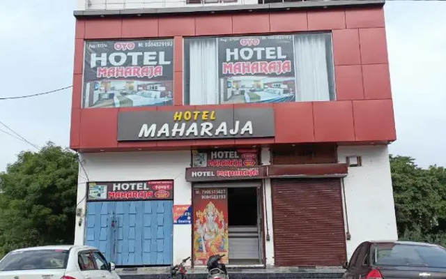 OYO 70092 Hotel Maharaja