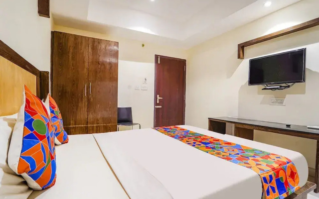 FabHotel HR Residency