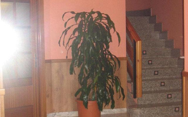 Hotel Reyes de León