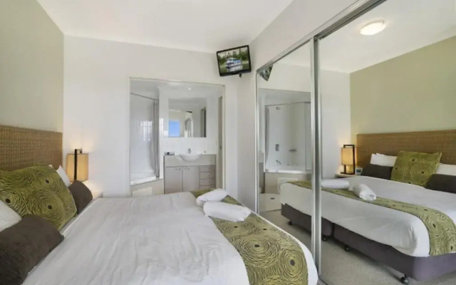 Hinterland Luxury - 1 Bedroom Hinterland View Apt