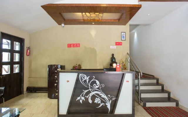 OYO 13766 Meera Vatika