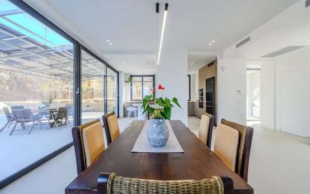 Theasea Luxury Residence