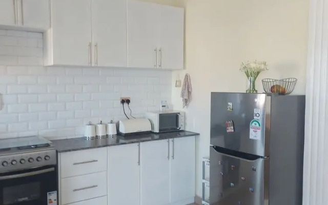 Beautiful 2-bed Apartment in Akright City Bwebajja