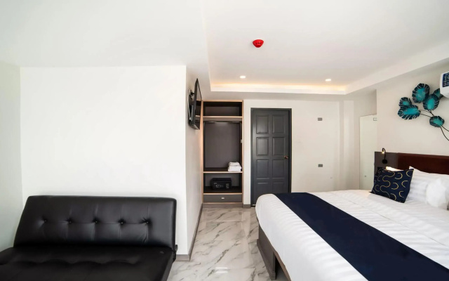 RoomQuest Sukhumvit 36 BTS Thonglor