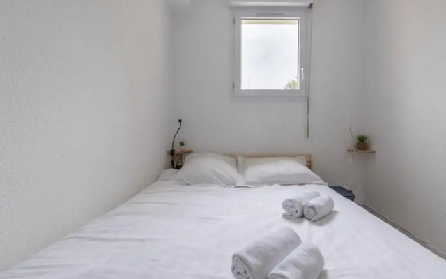 T2 dans une résidence avec piscine