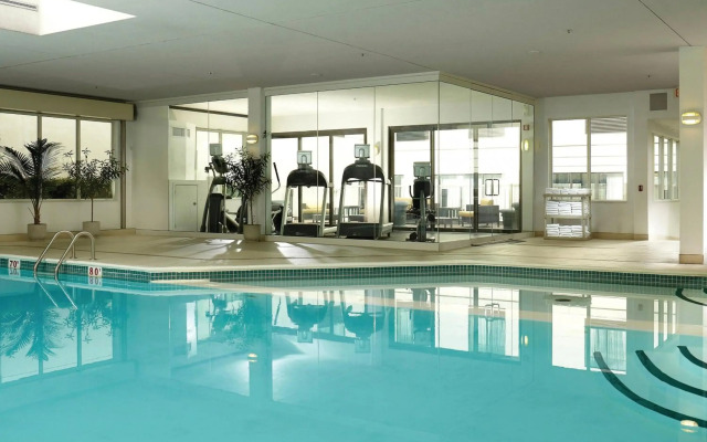 Courtyard by Marriott Downtown Ottawa