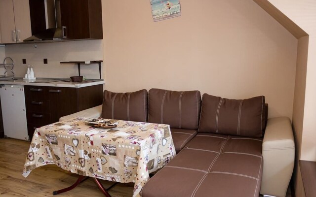 FM Economy 2-BDR Apartment - Varna Bay
