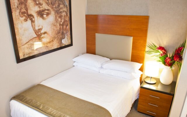 The Royal Adelaide Hotel