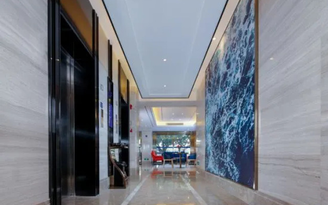 Kyriad Marvelous Hotel (Xingzhong Plaza, Zhongshan West District)