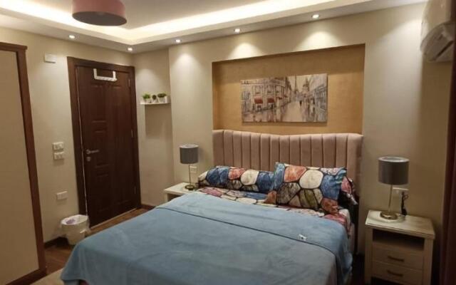 Stylish Luxury Spacious Apartments Cairo